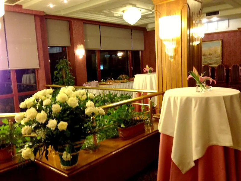 ****  Grand Hotel & Spa Tirana Albania