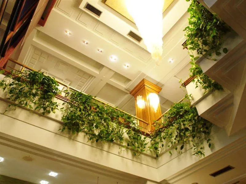 Grand Hotel & Spa Tirana