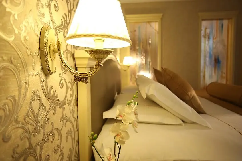 Grand Hotel & Spa Tirana