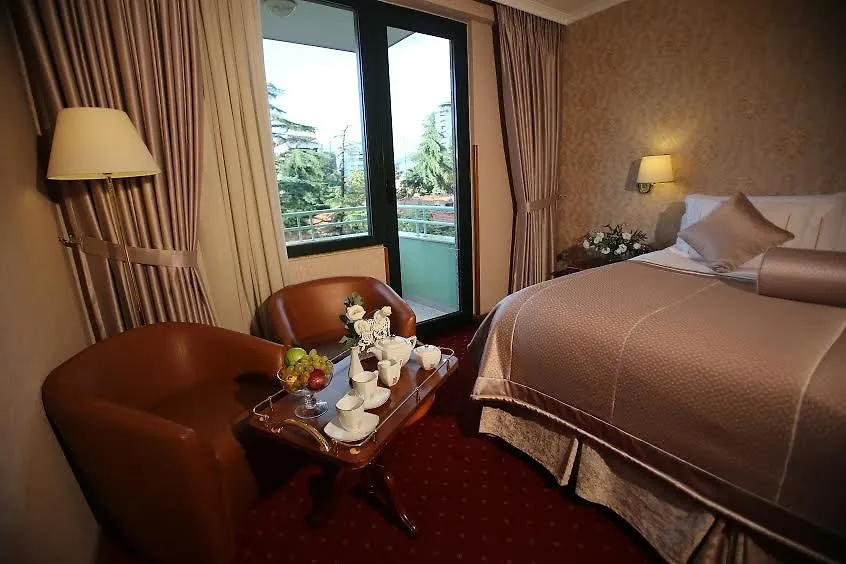 ****  Grand Hotel & Spa Tirana Albania