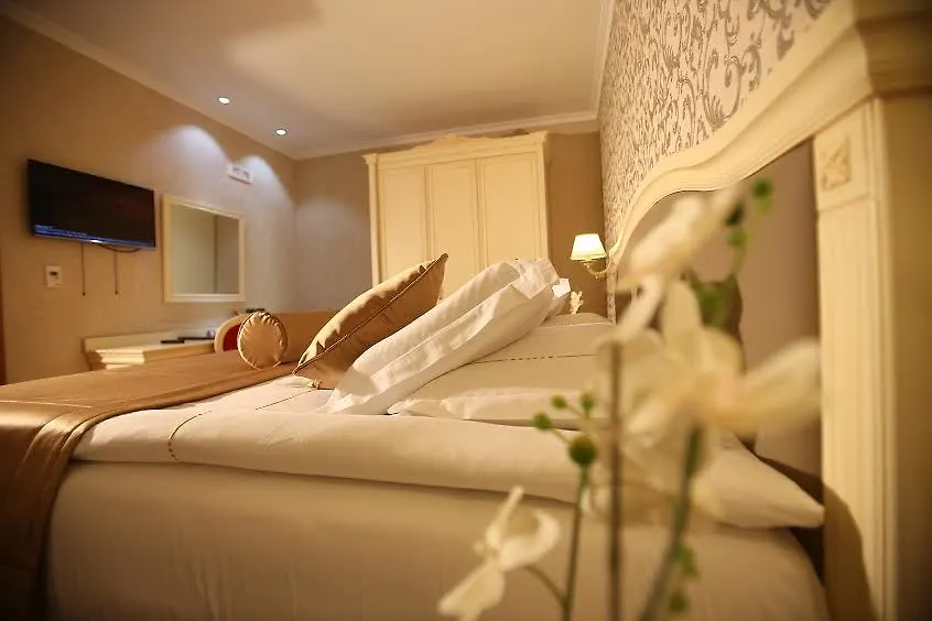 Grand Hotel & Spa Tirana
