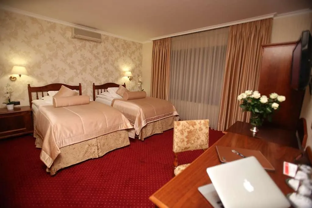 Grand Hotel & Spa Tirana 4*,  Albania